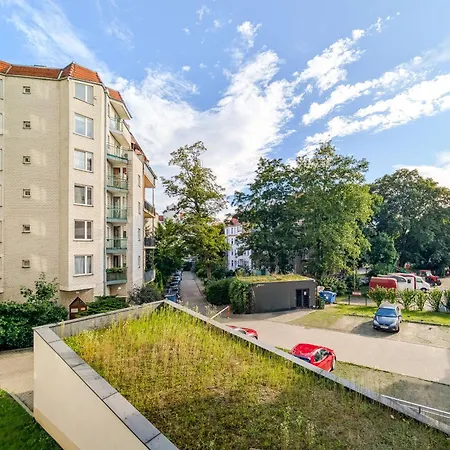 Pasteura Cosy By Bookinghost *